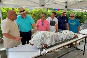 Lomo Magullo celebra el Día del Vecino en plena ola de calor/Francisco Javier Santana.